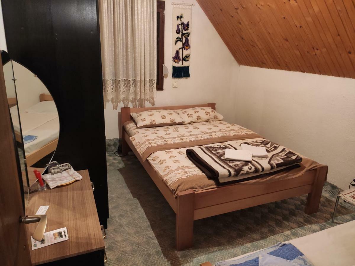 Sobe Kaljevic Hotel Zabljak  Bagian luar foto